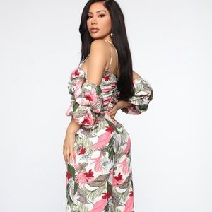 Tropical jumpsuit from Fashion nova SizeL